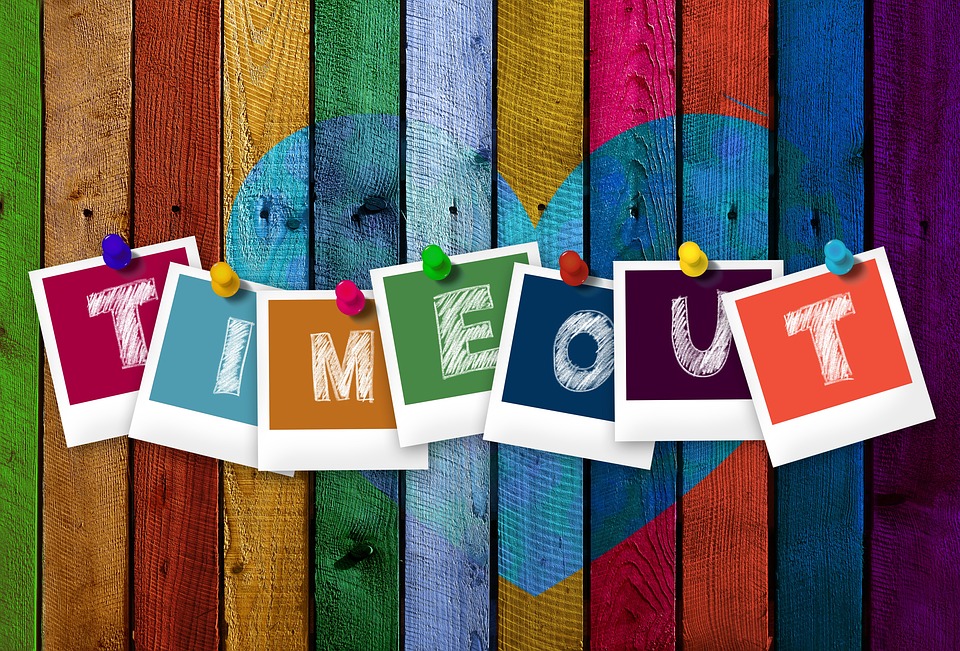 Creating Compelling Narratives with AI: The Role of Prompts