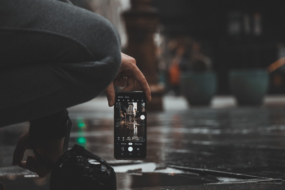 Essential Tools and Frameworks for Efficient Mobile App Development