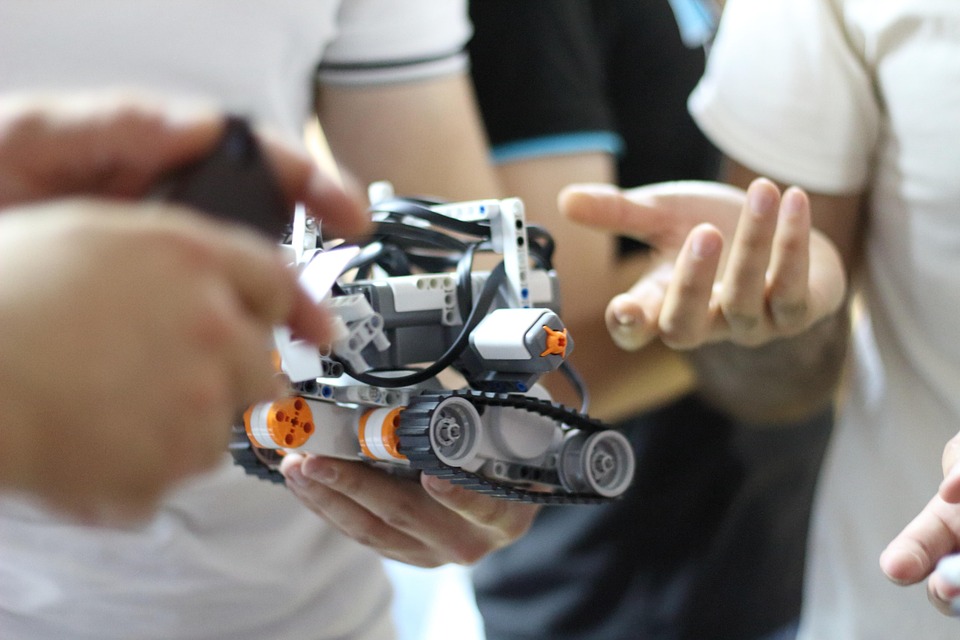 Breakthrough Your Limits: Why Our AI Programming Course is Right for You