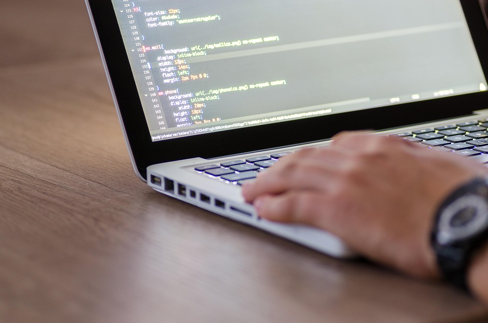 Build Intelligent Systems: Enroll in Our Dynamic AI Programming Course!