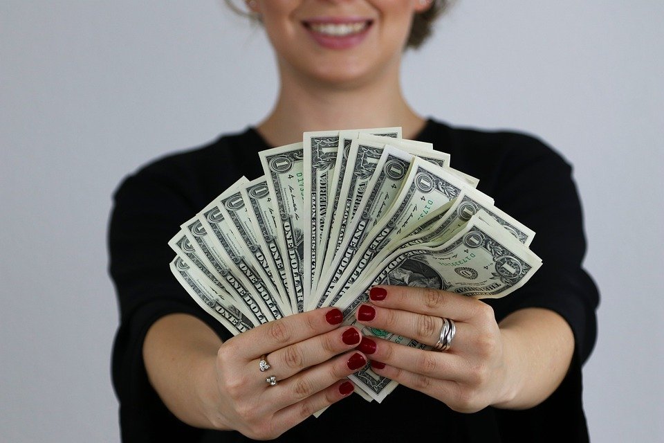 From Data to Dollars: Leveraging AI for Financial Growth